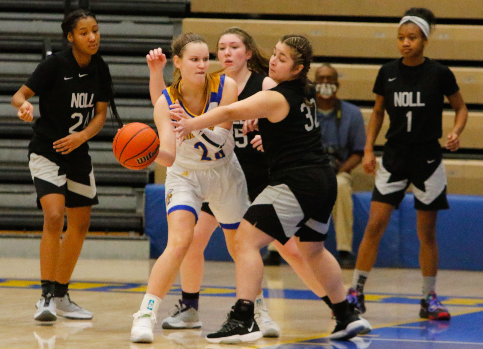 Gallery: Bishop Noll at Highland girls basketball